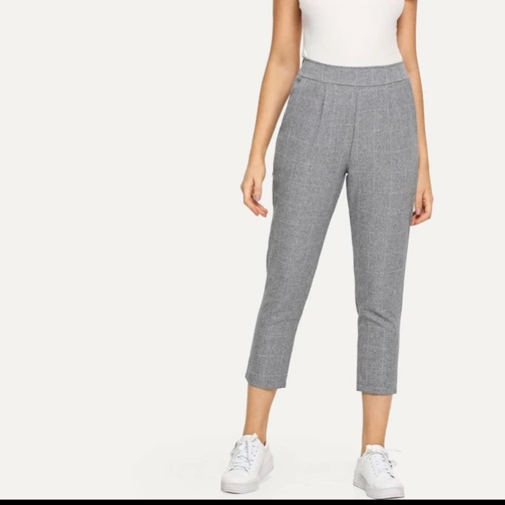 NWOT Elastic waist plaid pants